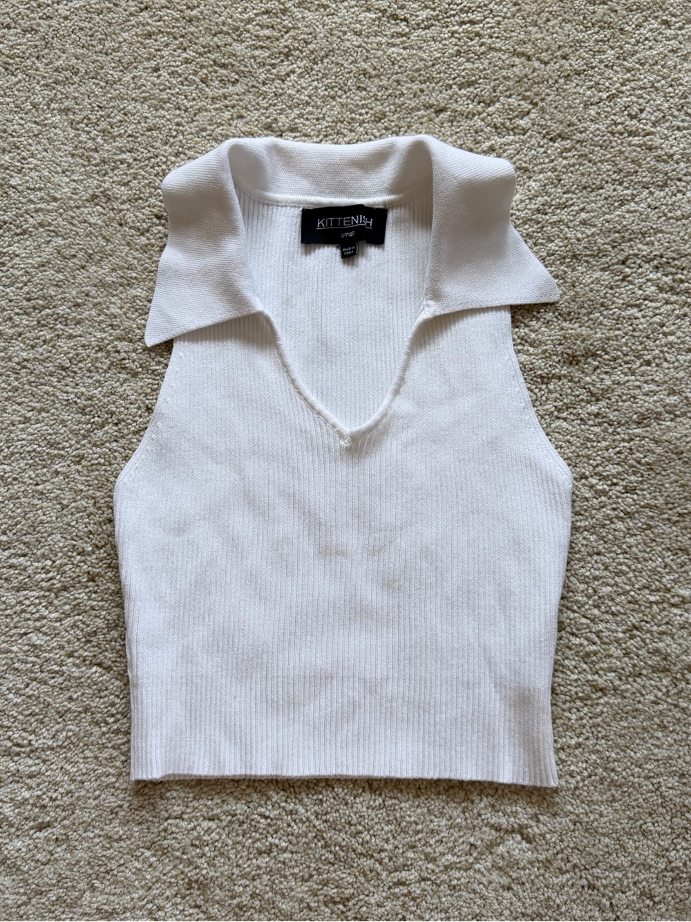 Kittenish White Sleeveless Collared Knit Tank Polo Crop Top
